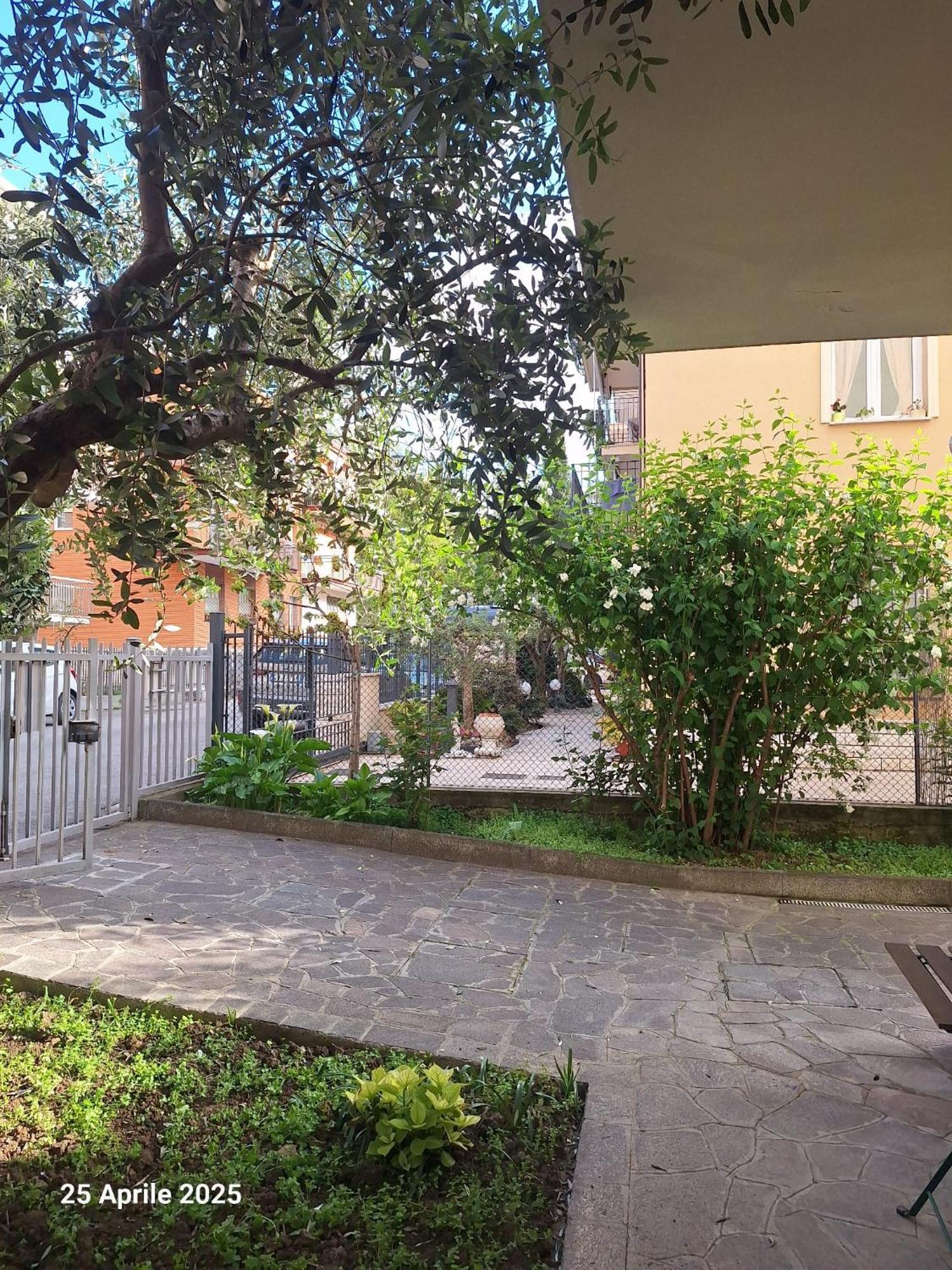 Il Melograno Lägenhet Rimini Exteriör bild