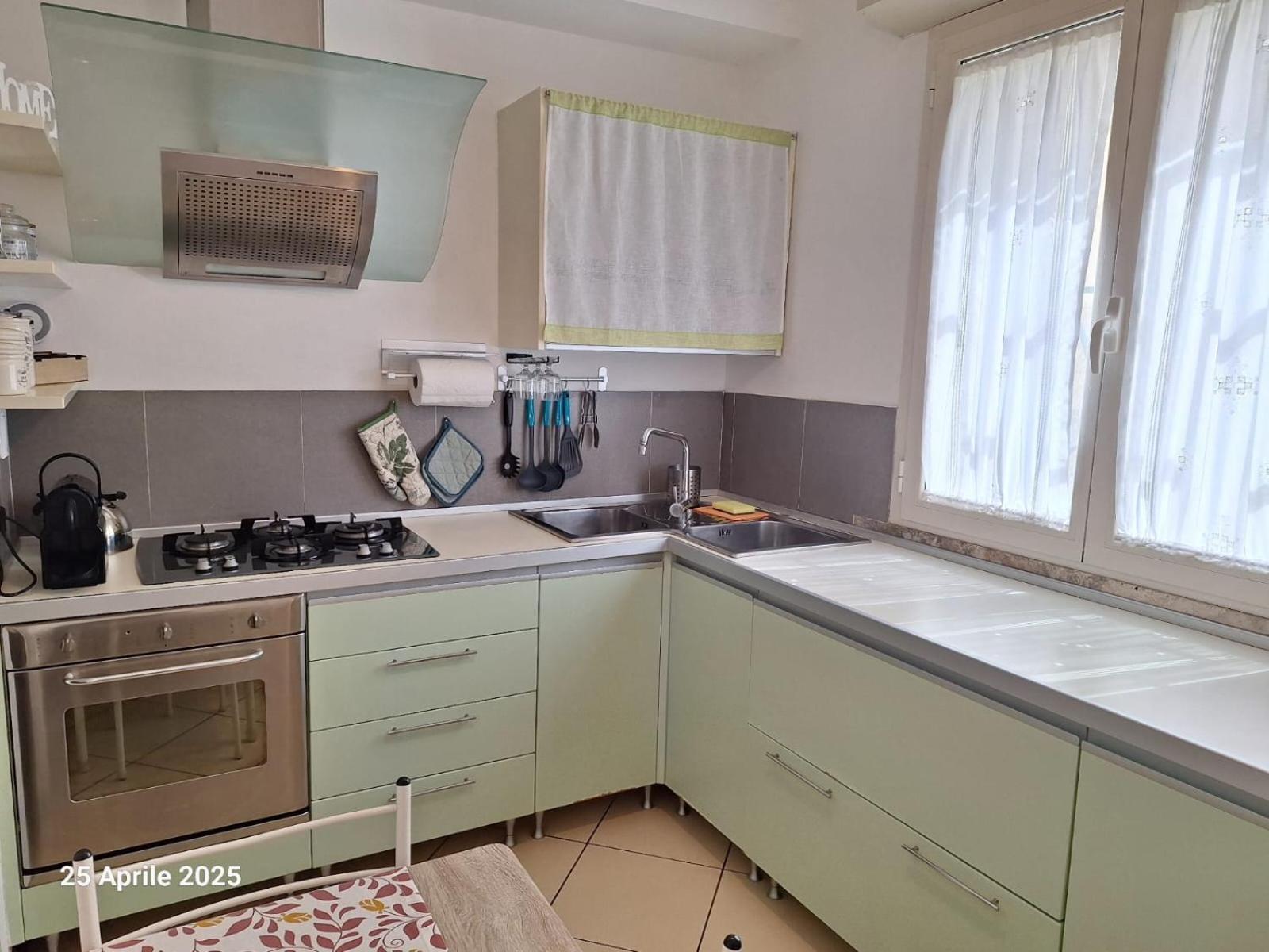 Il Melograno Lägenhet Rimini Exteriör bild